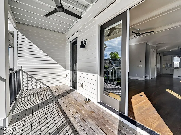 3609 Watercraft Ferry Ave — Photo 32