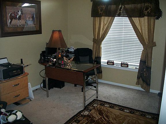 Enjoy this room, being used as an office but you can do what you want! Use your imagination.