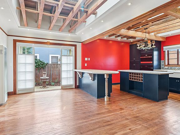 4th image of 3114 Bancroft St