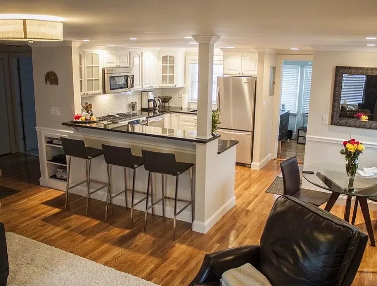 1 bed, 900 sqft, $2,900 — Photo 1