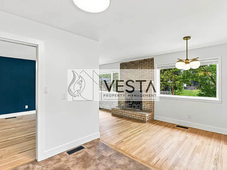149 Oakdale Rd — Photo 13