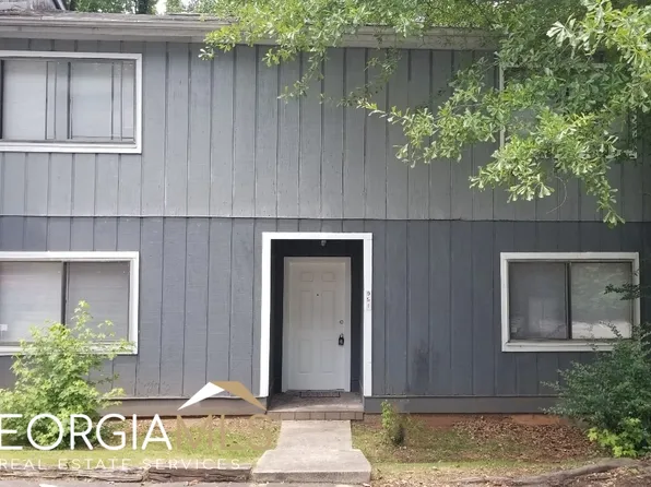 951 Pine Oak Trl, Austell, GA 30168