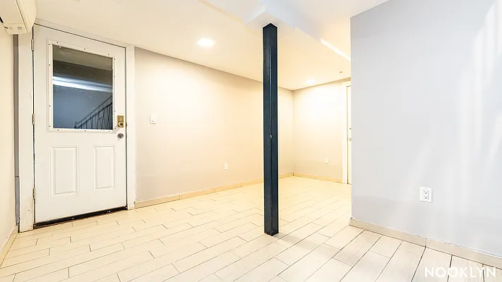 Rented by Nooklyn NYC LLC | media 56