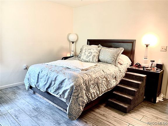 5th image of 3185 N Maidencane Dr