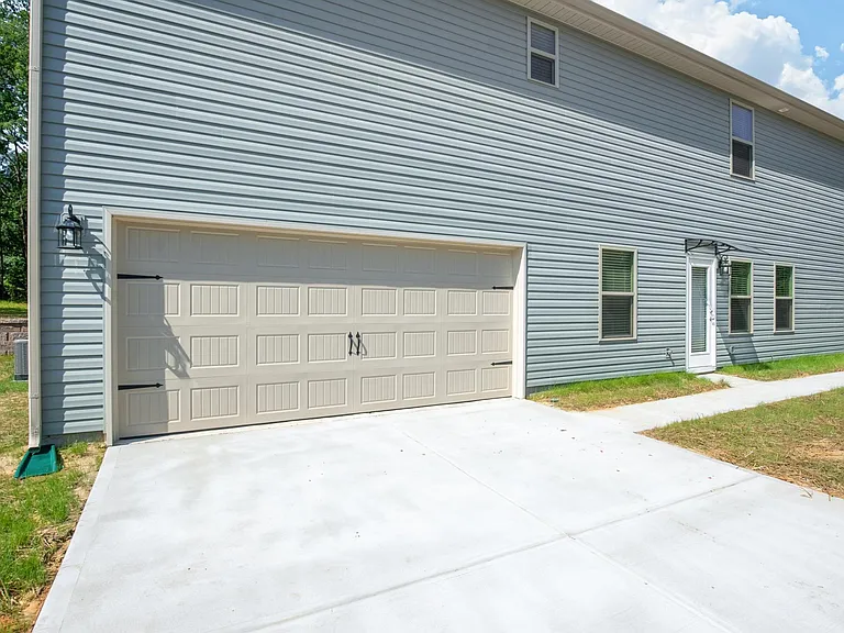 7450 O'Hara St — Photo 23
