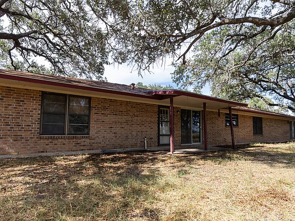 3rd image of 4118 Coughran Rd