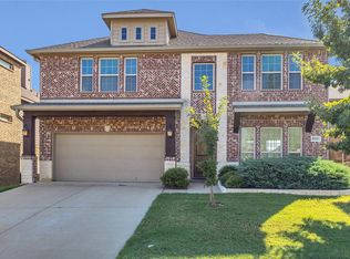 8321 Meadow Sweet Ln, Fort Worth, TX 76123