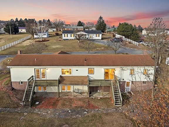 3rd image of 81 Stayman Dr