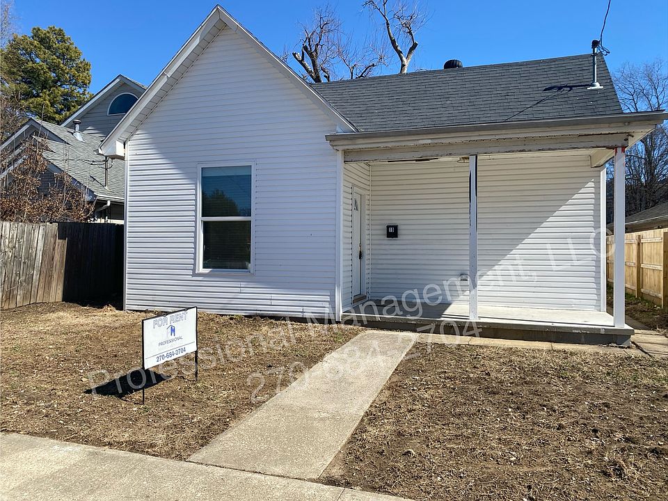 1st image of 19 Plum St