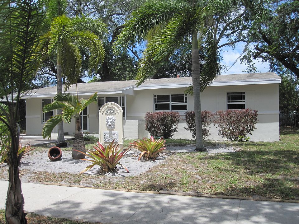 1st image of 2861 NW 171st St