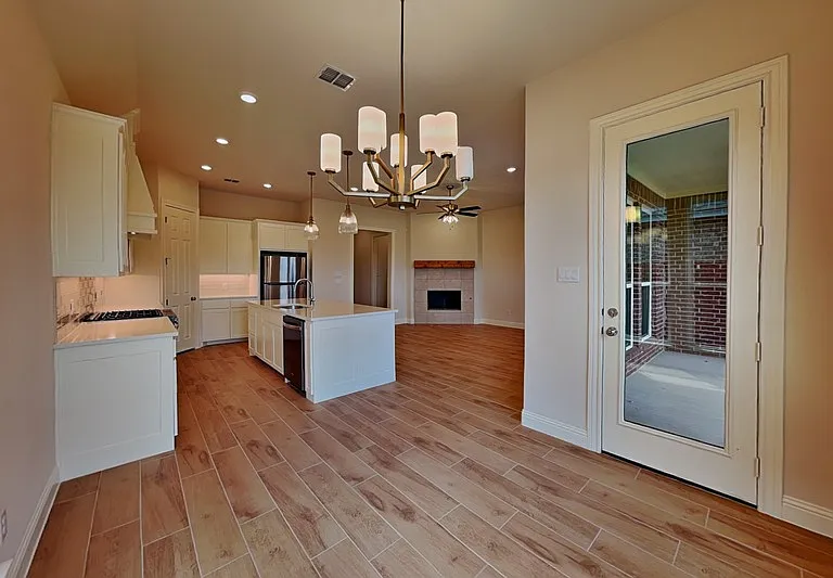 8209 Crystal Lagoon Way — Photo 6