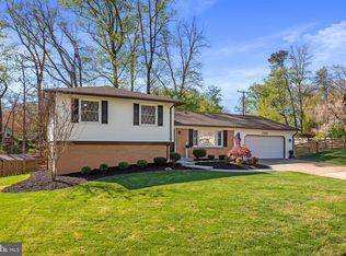 7801 Alberta Ct, Springfield, VA 22152