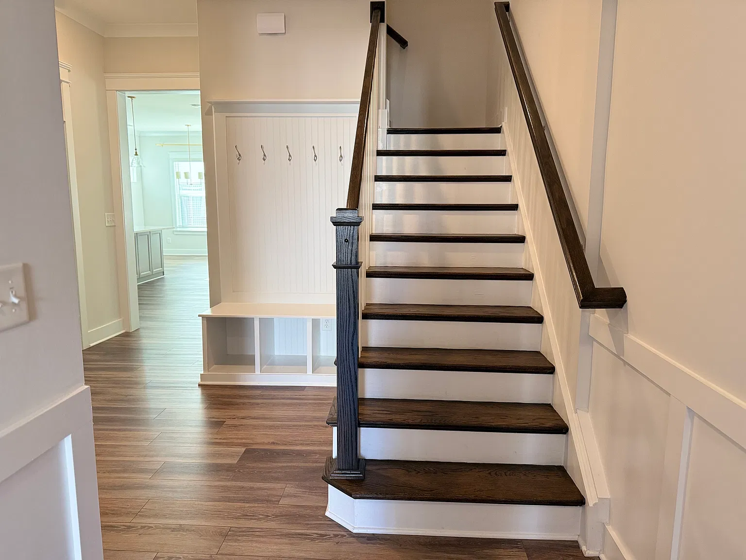 4820 Blanchard Way — Photo 3