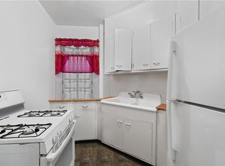 1540 Unionport Rd APT 1B, Bronx, NY 10462