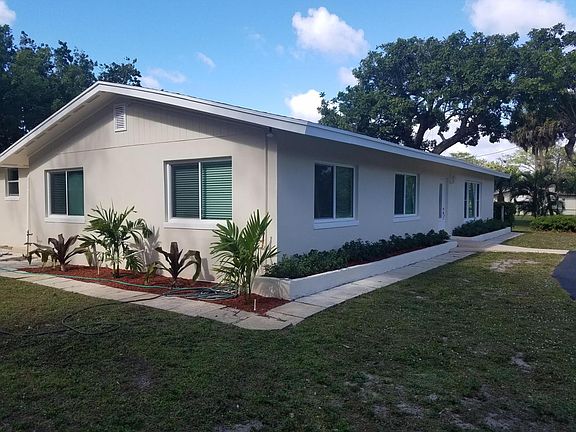 2nd image of 129 Cypress Ave