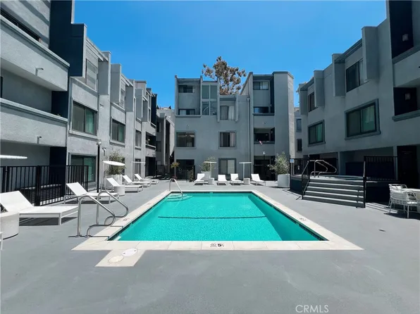 1940 N Highland Ave APT 25, Los Angeles, CA 90068