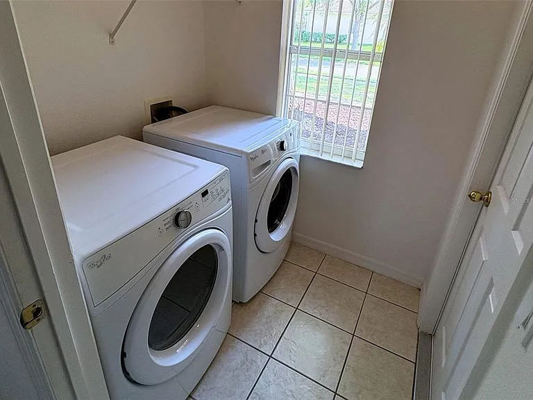 3637 Weatherfield Dr — Photo 20