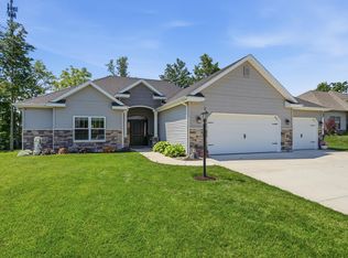 429 Ironwood Ln, Ossian, IN 46777