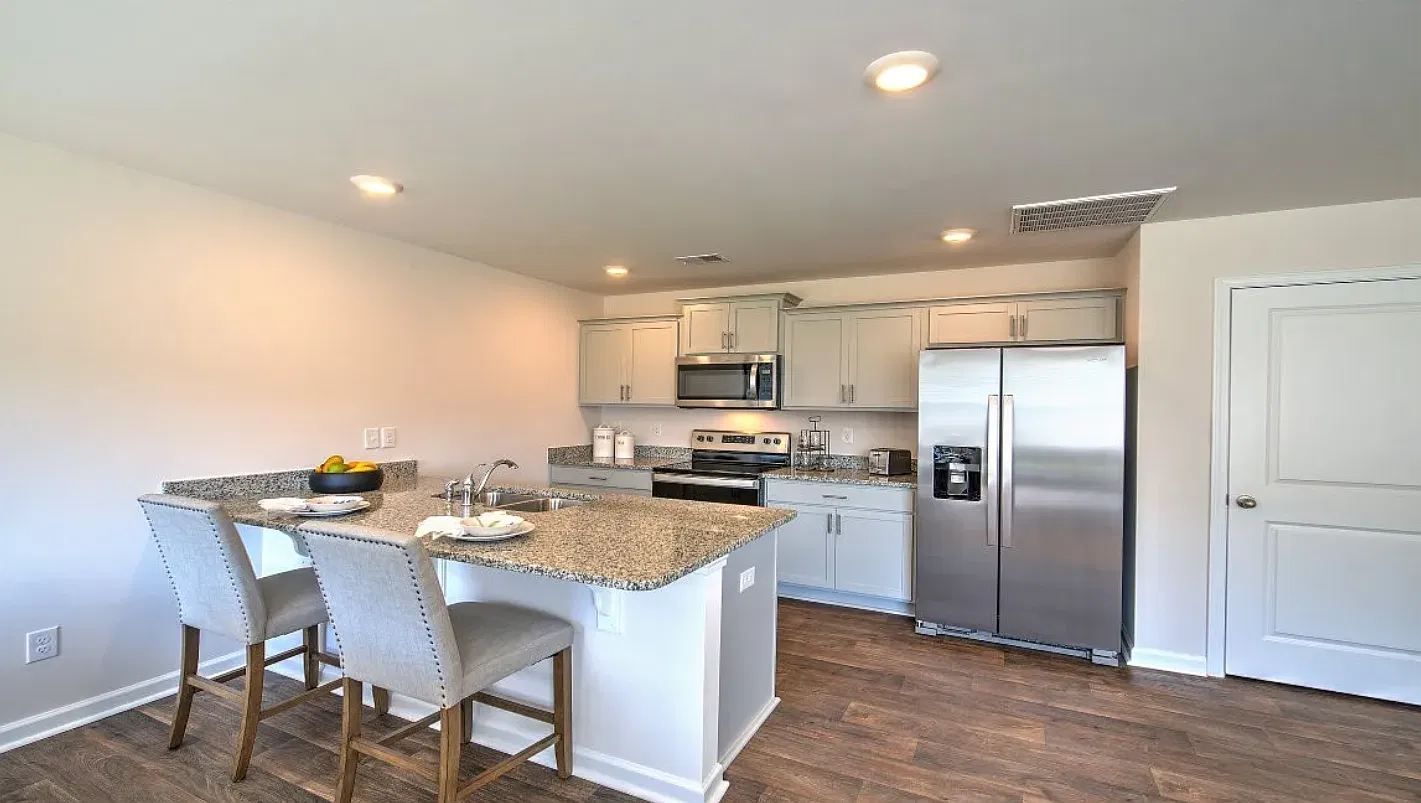 1436 South Cardiff Trail - 1 — Photo 2