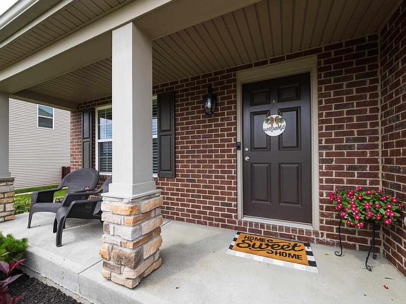 2nd image of 10548 Pepperwood Dr