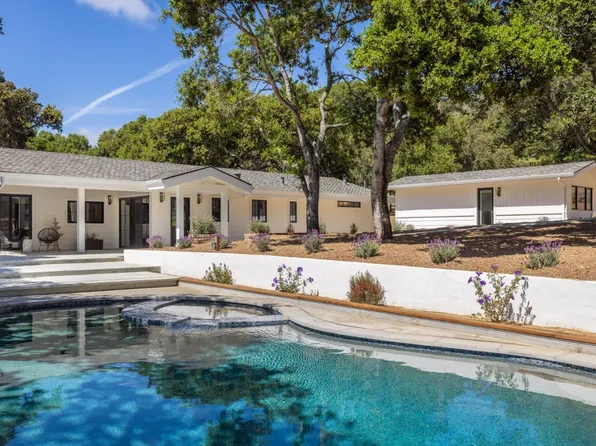 26 Live Oak Ln, Carmel Valley, CA 93924