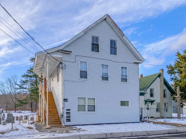 673 River Avenue, Gardiner, ME 04345