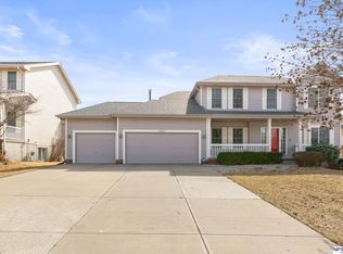 17611 Shirley St, Omaha, NE 68130