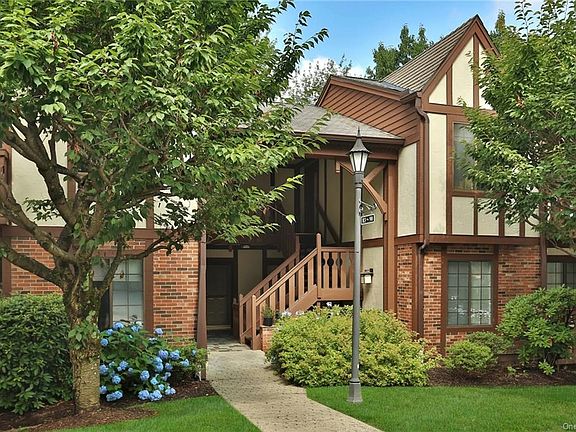 2nd image of 86 Foxwood Cir