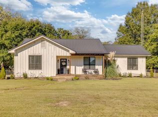 993 Highway 17, Epps, LA 71237