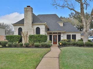 1302 Bittersweet Dr, Richmond, TX 77406