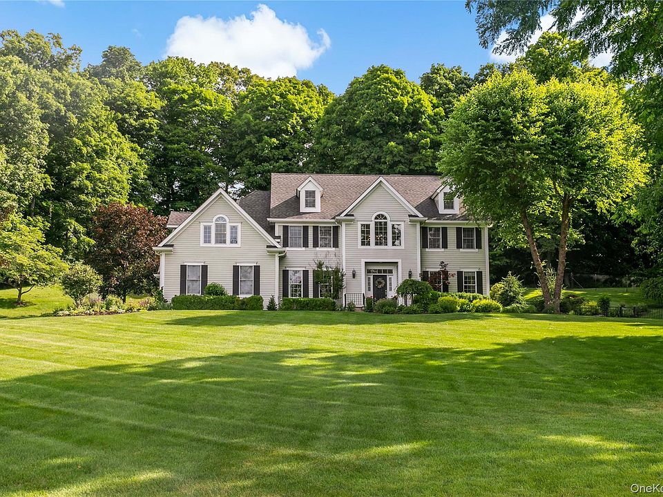 1st image of 1938 Beekman Court