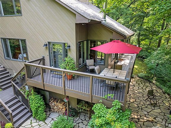 5th image of 141 Valley Rd