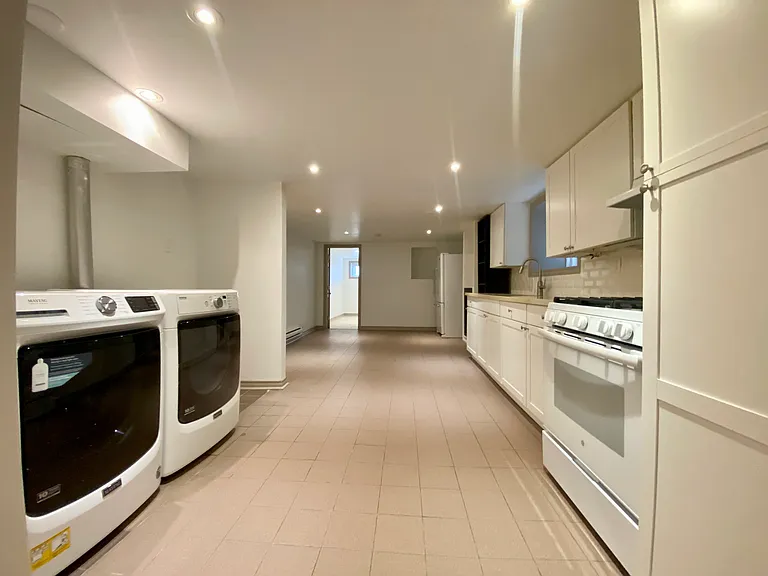 209 Madison Ave #5 — Photo 4