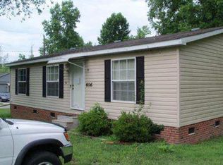 606 Giles St, Mebane, NC 27302