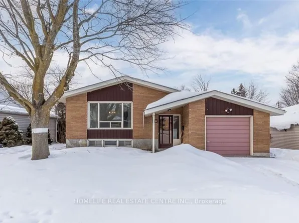 28 Pratt Rd, Barrie, ON L4M 2L1