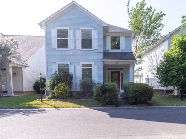 1047 River Isle Dr, Memphis, TN 38103