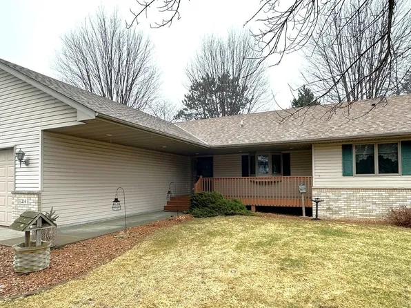 214 11th Ave N, Princeton, MN 55371