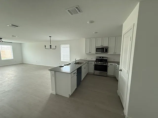 2730 Westeros St — Photo 3