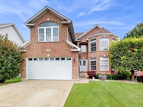 819 W Jefferson St, Bensenville, IL 60106