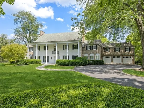 151 Meadow Ln, Winnetka, IL 60093
