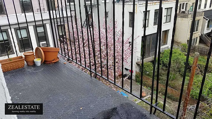 Rented by ZealEstate Group Inc | media 27