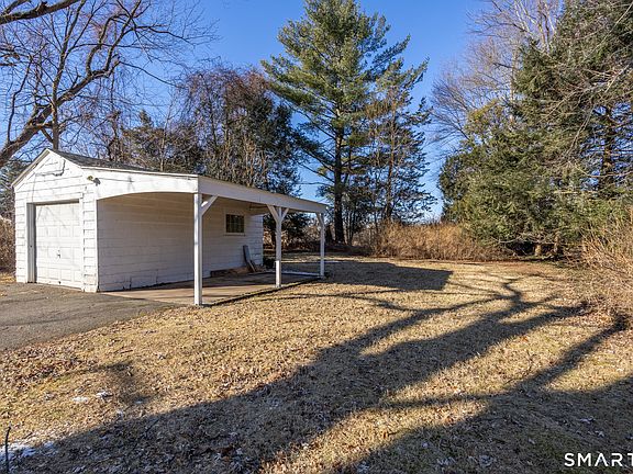 4th image of 393 South Meriden Road