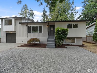 18045 3rd Ave NE, Seattle, WA, 98155