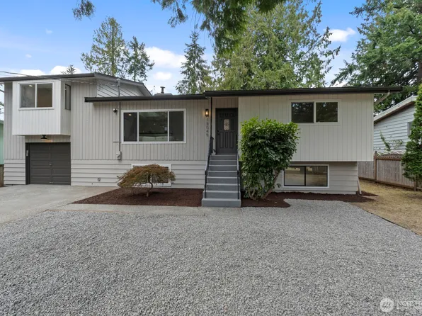 18045 3rd Ave NE, Shoreline, WA 98155