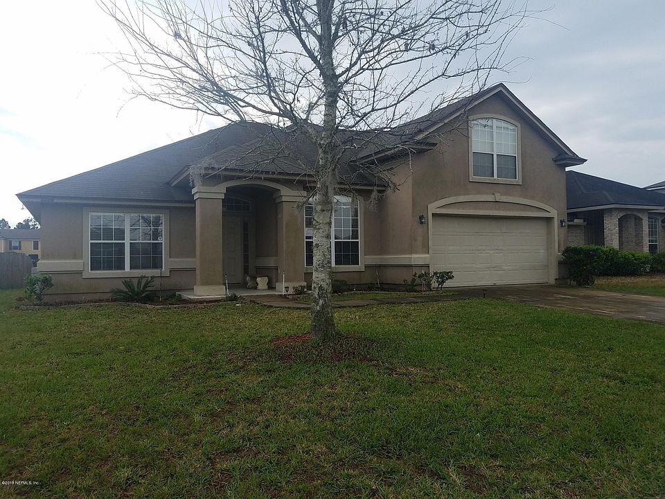 1st image of 3220 Canyon Falls Dr