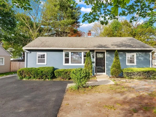 423 Bedford St, Lexington, MA 02420