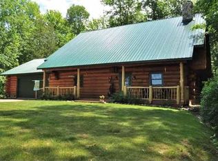 420 Brat St, Cecil, WI 54111