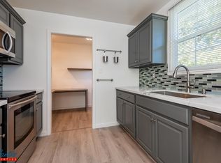 1250 Spring St, San Carlos, CA 94070