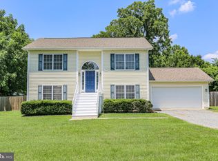 125 Dorsey Ln, Bowling Green, VA 22427