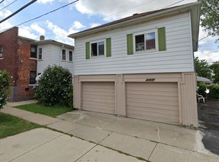 902 Oak Street, Wyandotte, MI 48192
